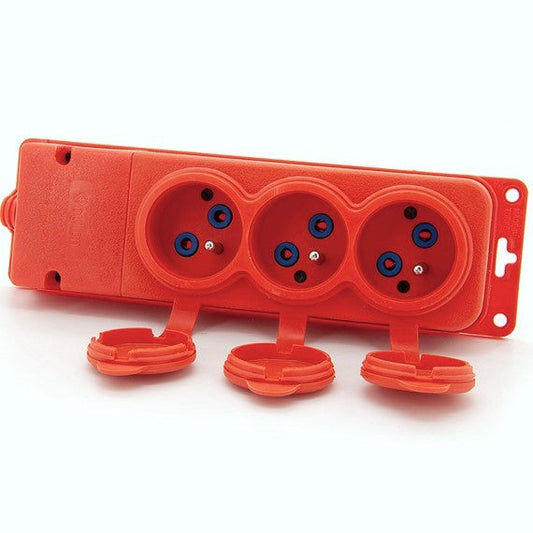 3x zásuvka, francouzský typ E, trojitá "gumová" oranžová zásuvka s víkem hermetický IP44 250V, 16A, 2P+Z, 3KMP-E-O, Bylion