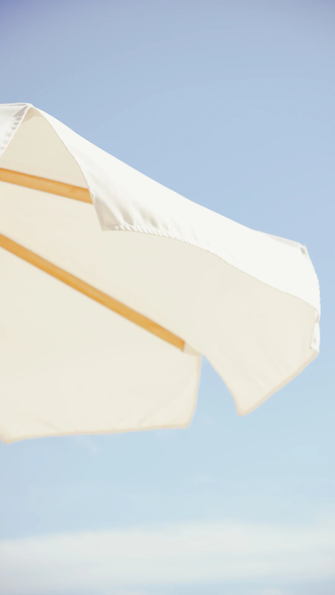 Stylové boční markýzy pro útulné soukromí na zahradě