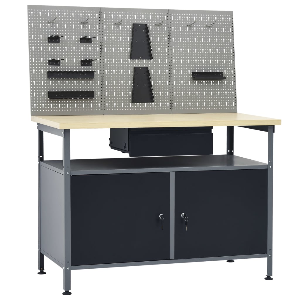 Pracovní Stůl Se Třemi Nástěnnými Panely