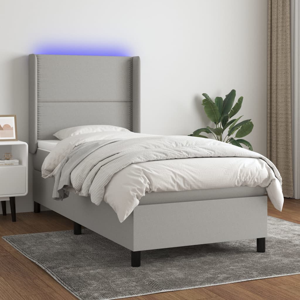 Box Spring Postel S Matrací A Led Textil Světle Šedá