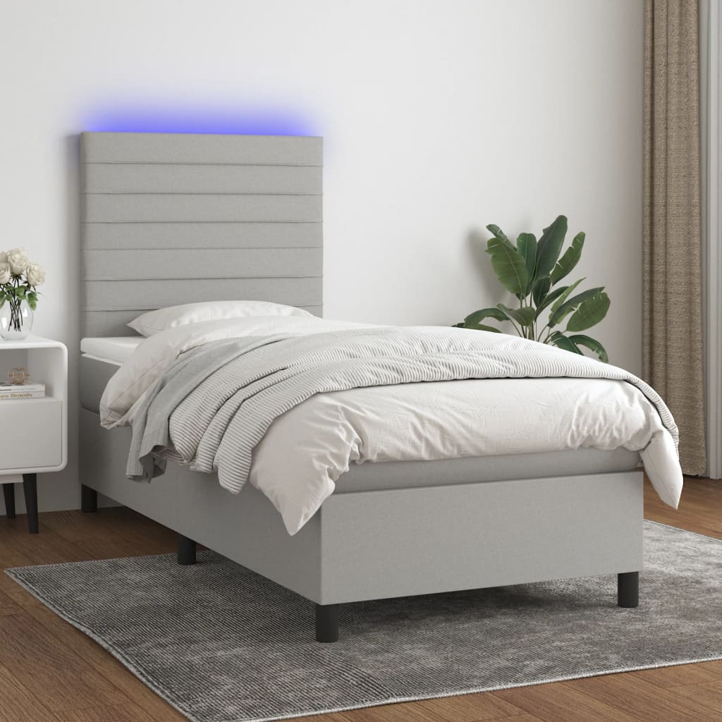 Box Spring Postel S Matrací A Led Textil Světle Šedá
